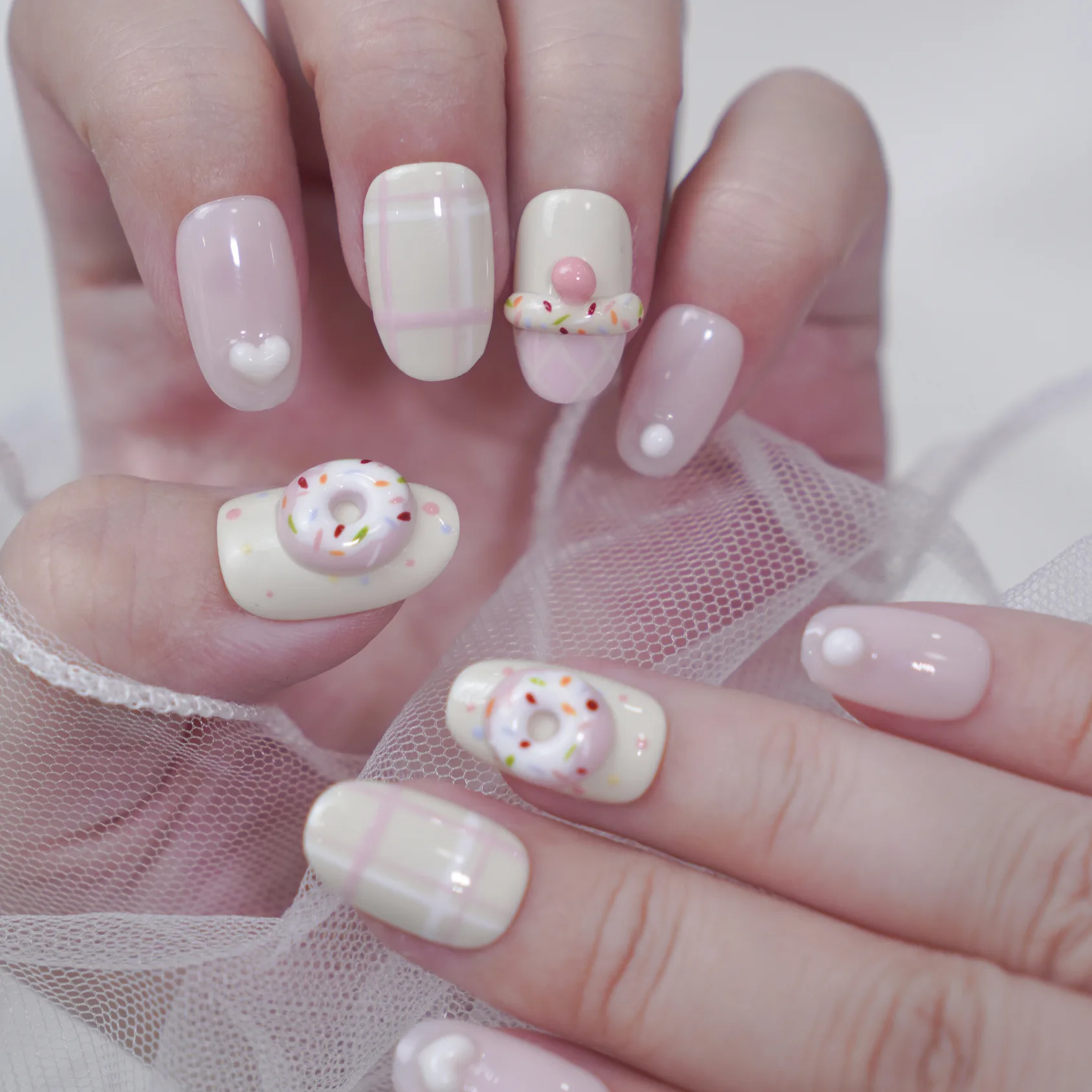 [M262] Nailbox hồng pastel mix trắng sữa gel nổi bánh Donut