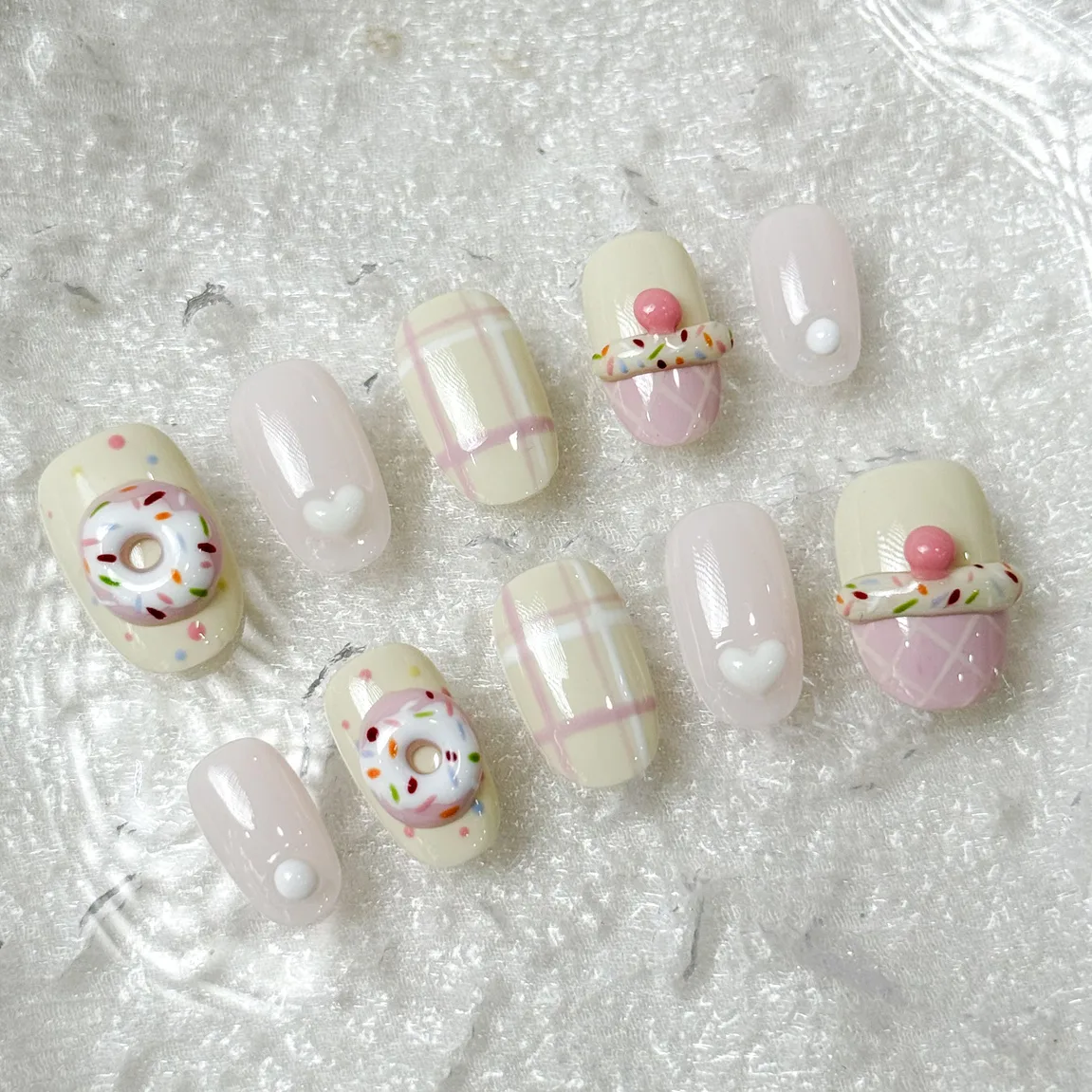 [M262] Nailbox hồng pastel mix trắng sữa gel nổi bánh Donut