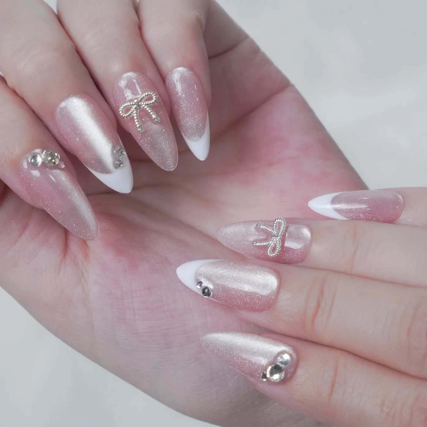 [M251] Nailbox thạch hồng mắt mèo french đầu móng đính nơ