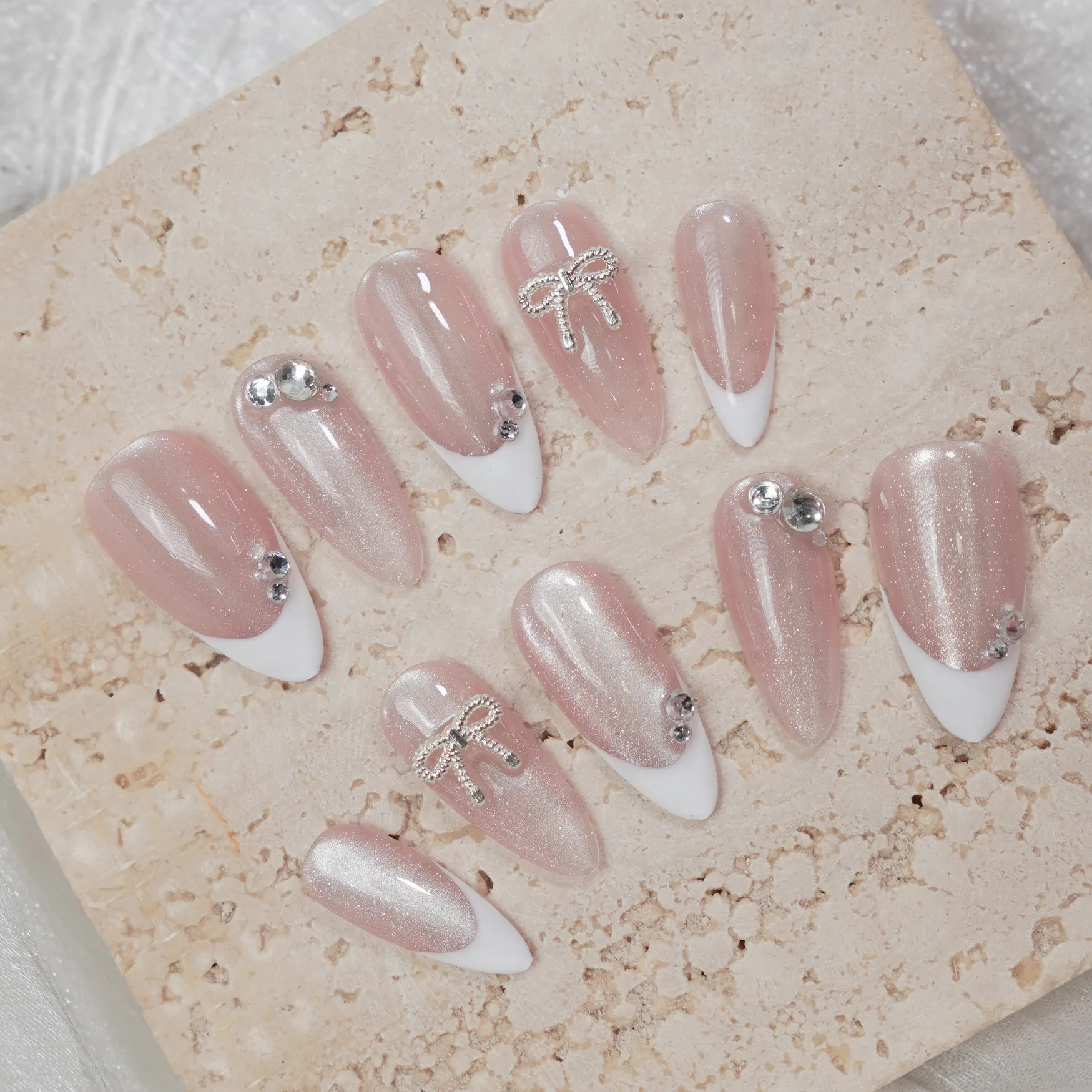 [M251] Nailbox thạch hồng mắt mèo french đầu móng đính nơ