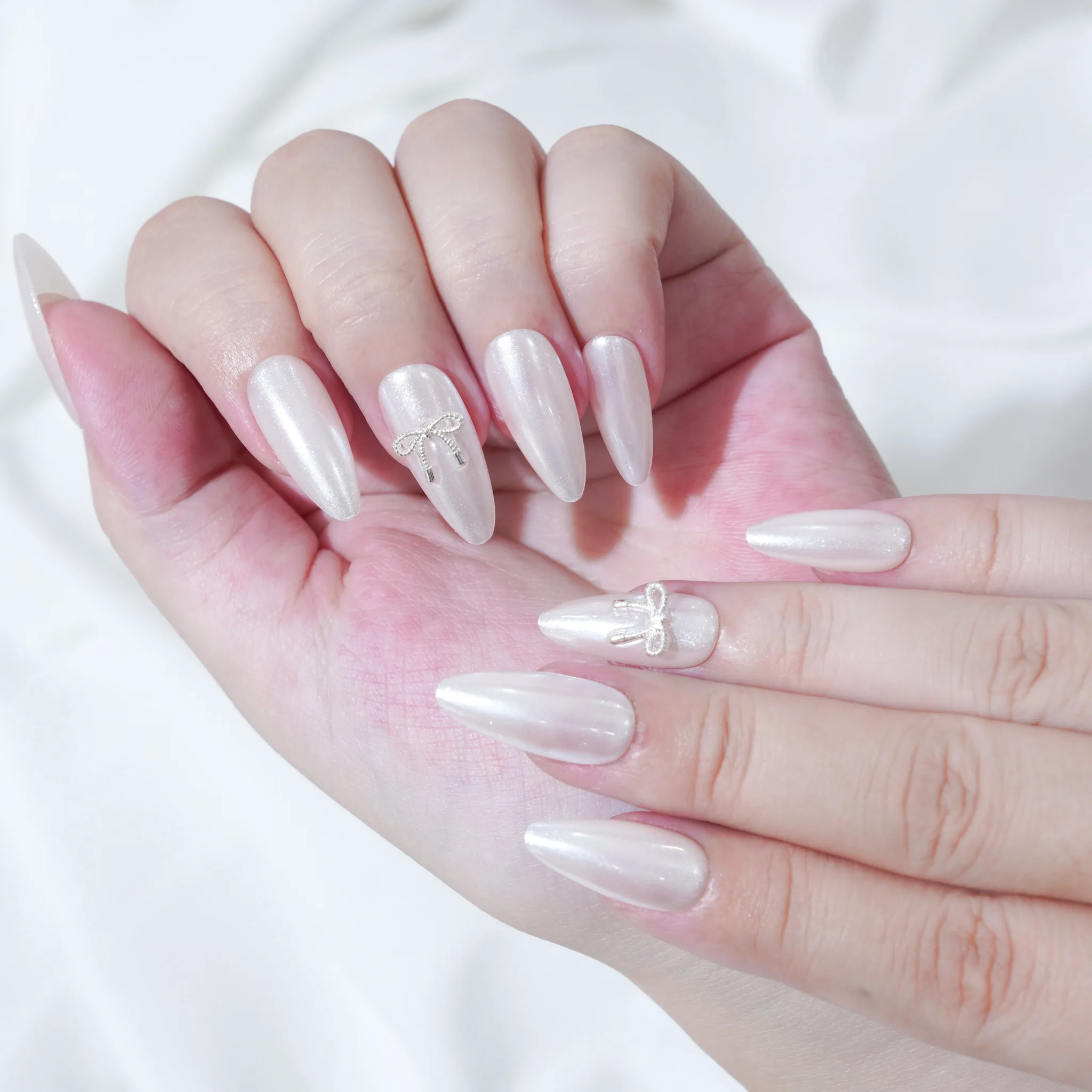 [M225] Nailbox tráng gương ngọc trai đính nơ xinh đẹp siêu sang chảnh