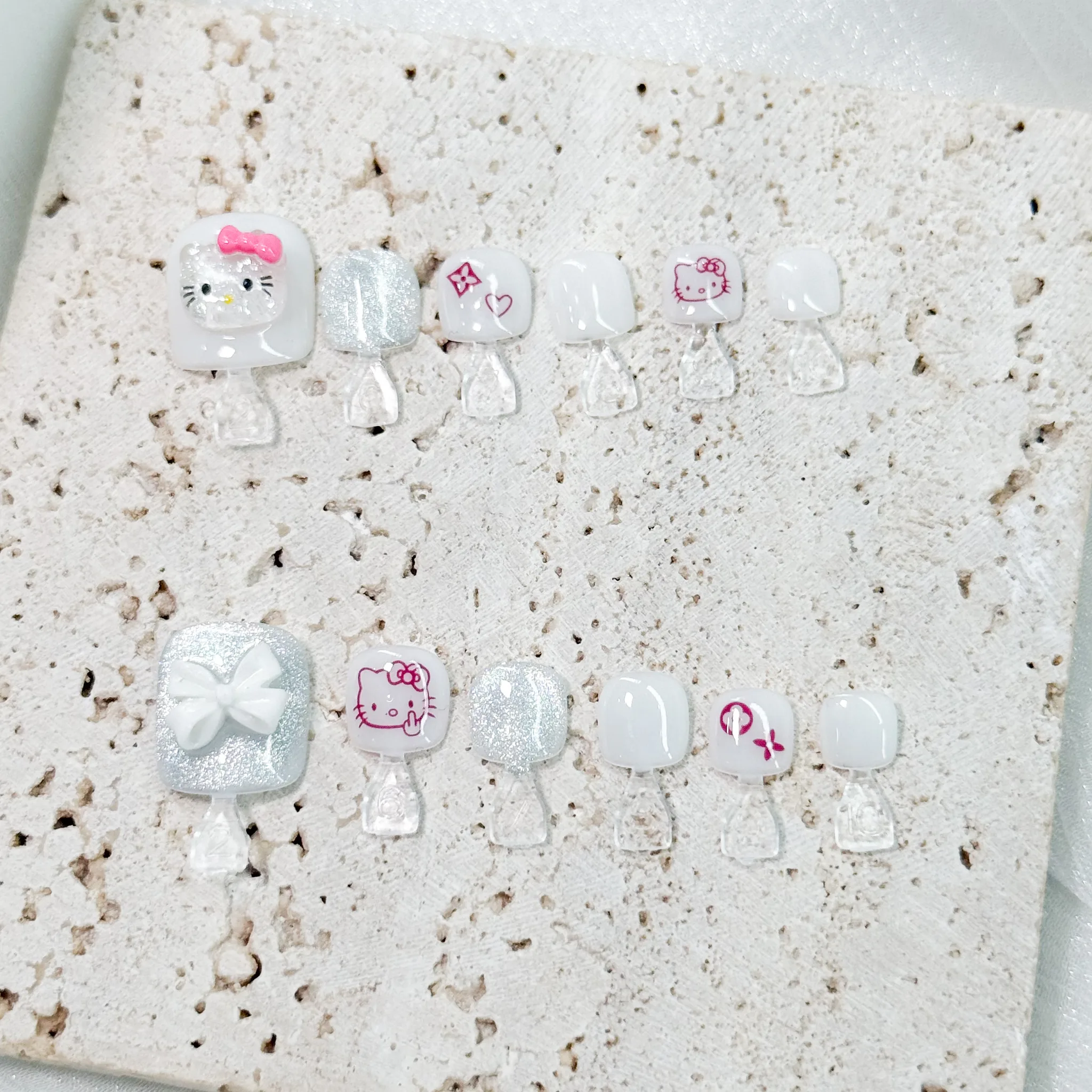 [M216] Nailbox chân Hello Kitty