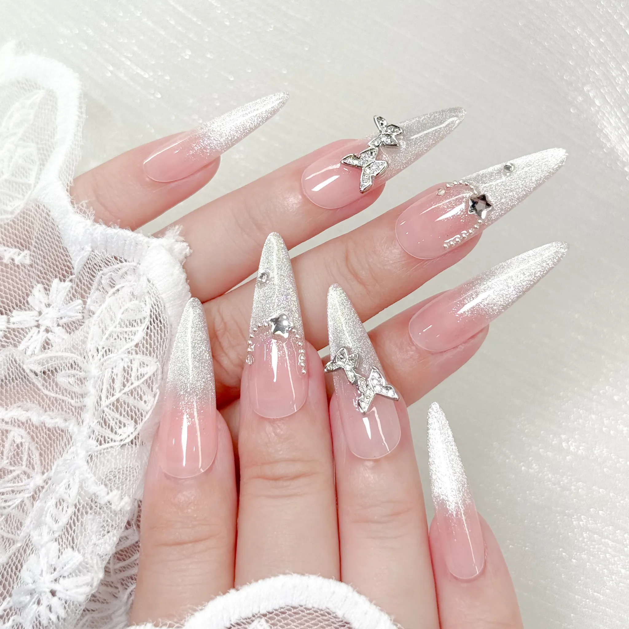 [M210] Nailbox thiết kế mắt mèo hồng nude đính đá, hồ điệp