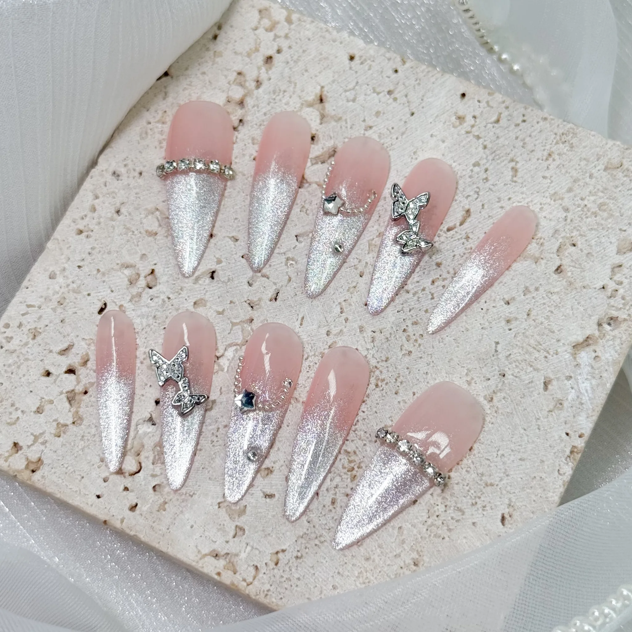 [M210] Nailbox thiết kế mắt mèo hồng nude đính đá, hồ điệp