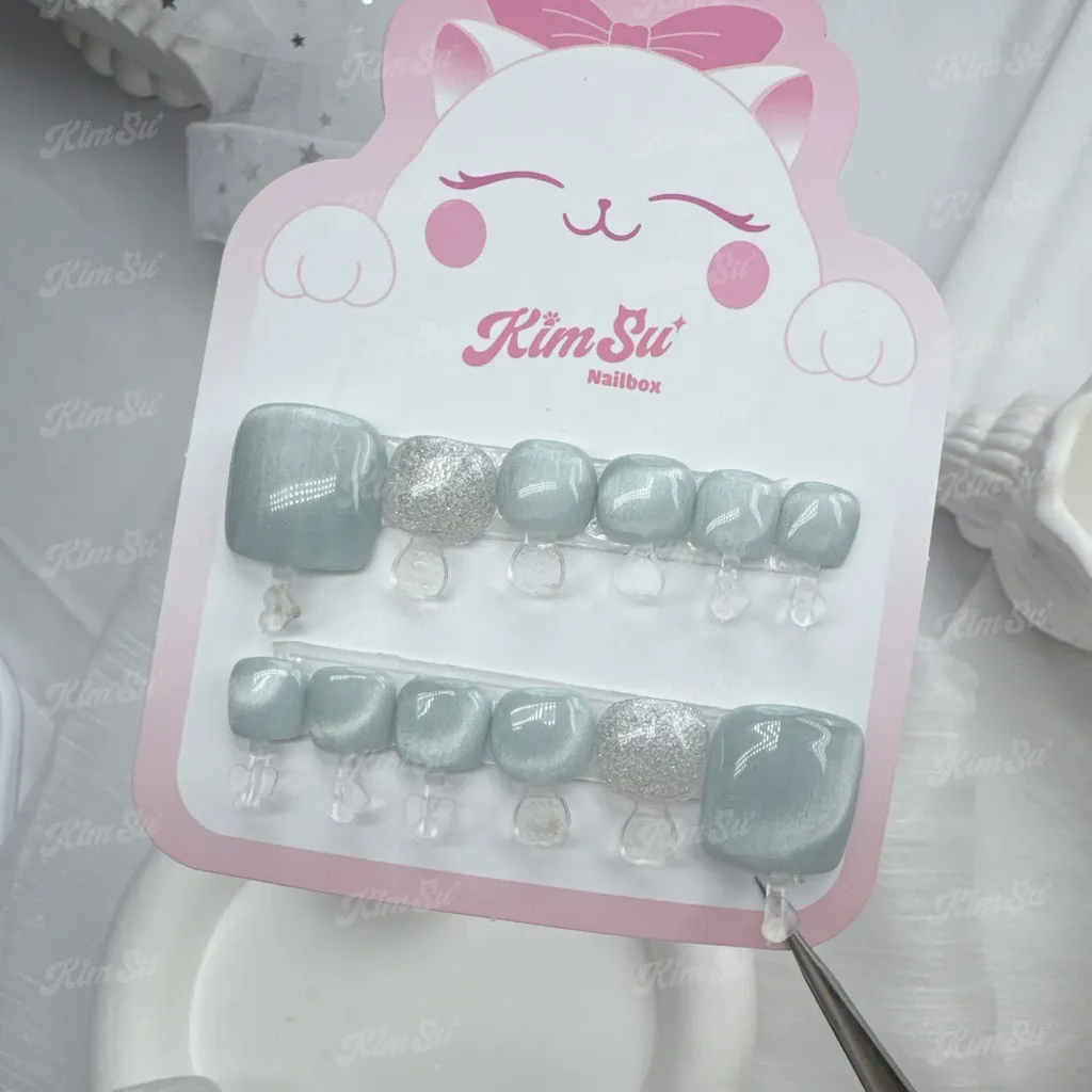 [M179] Nailbox chân trơn mắt mèo