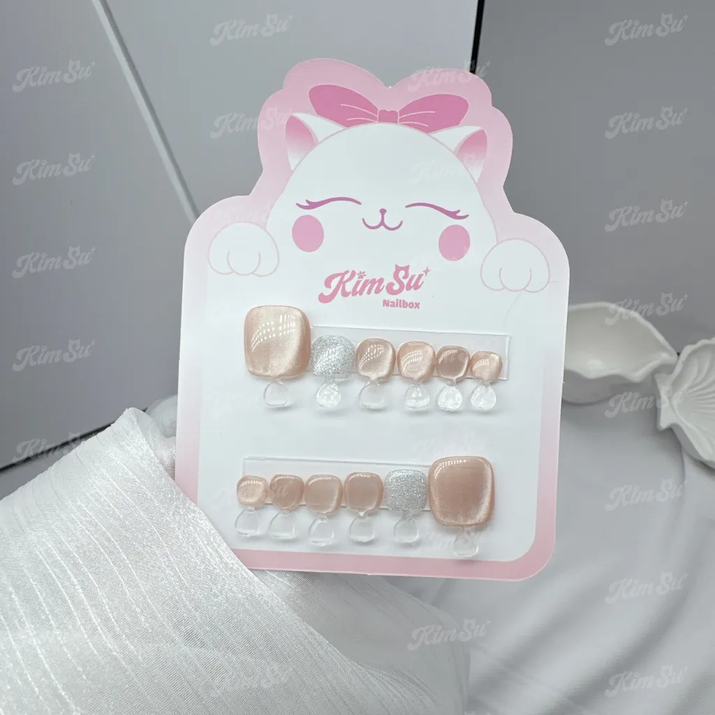 [M179] Nailbox chân trơn mắt mèo