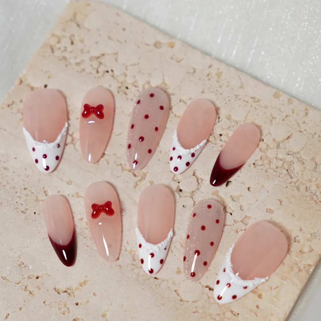 [M198] Nailbox thiết kế nơ đỏ chấm bi mắt mèo