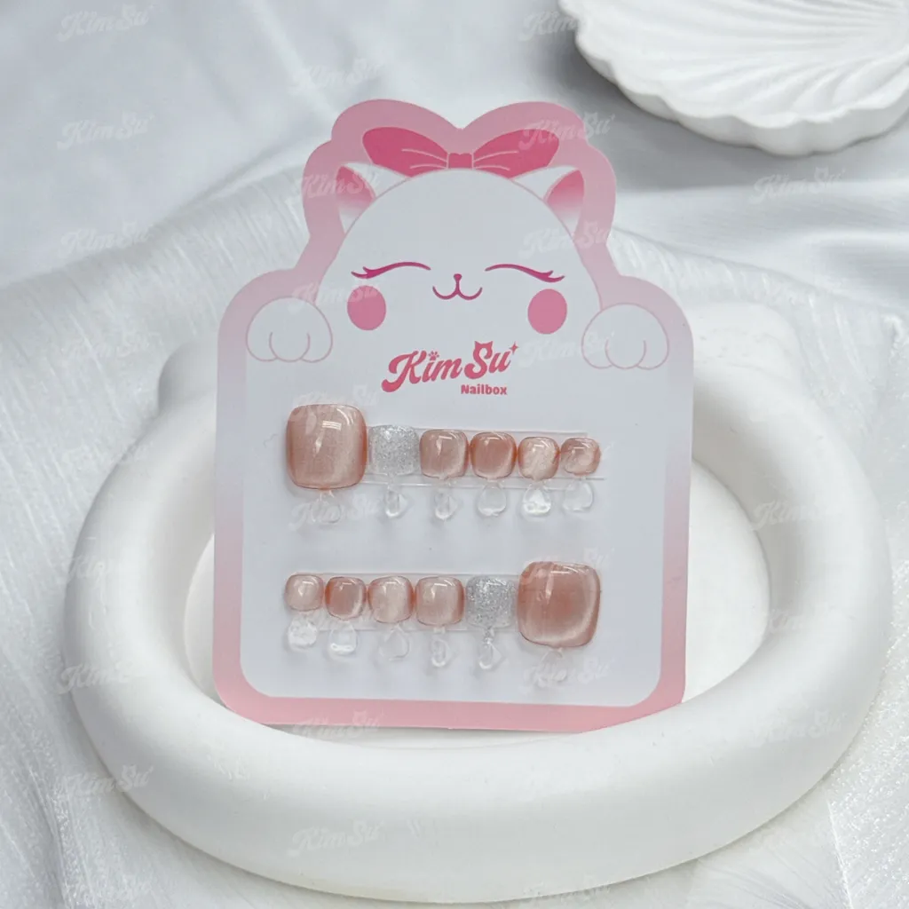 [M179] Nailbox chân trơn mắt mèo