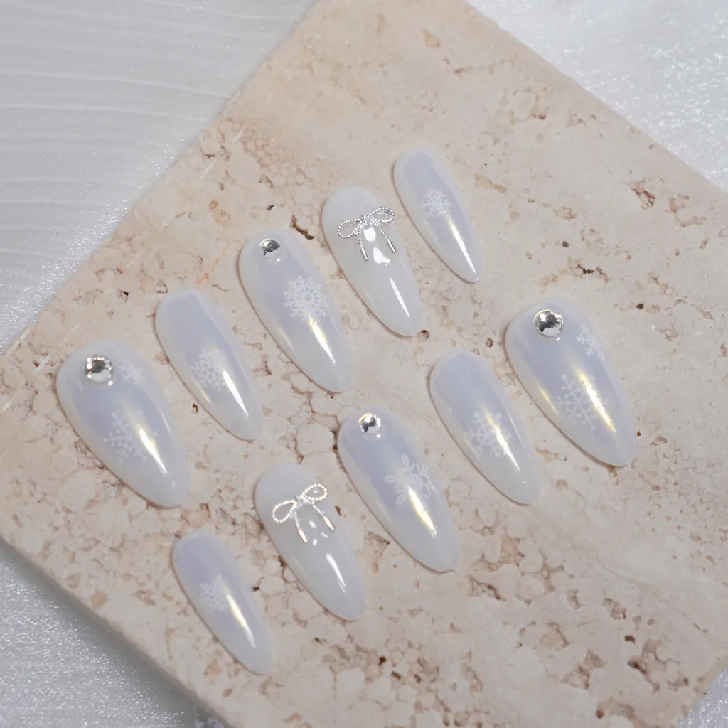[M127] Nailbox bông tuyết tráng gương