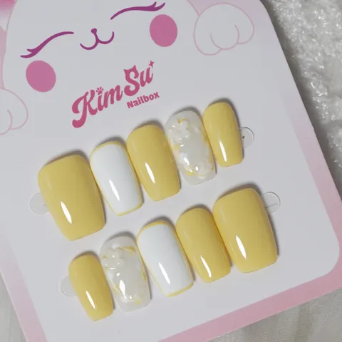 [M076] Nailbox vàng chanh hoa