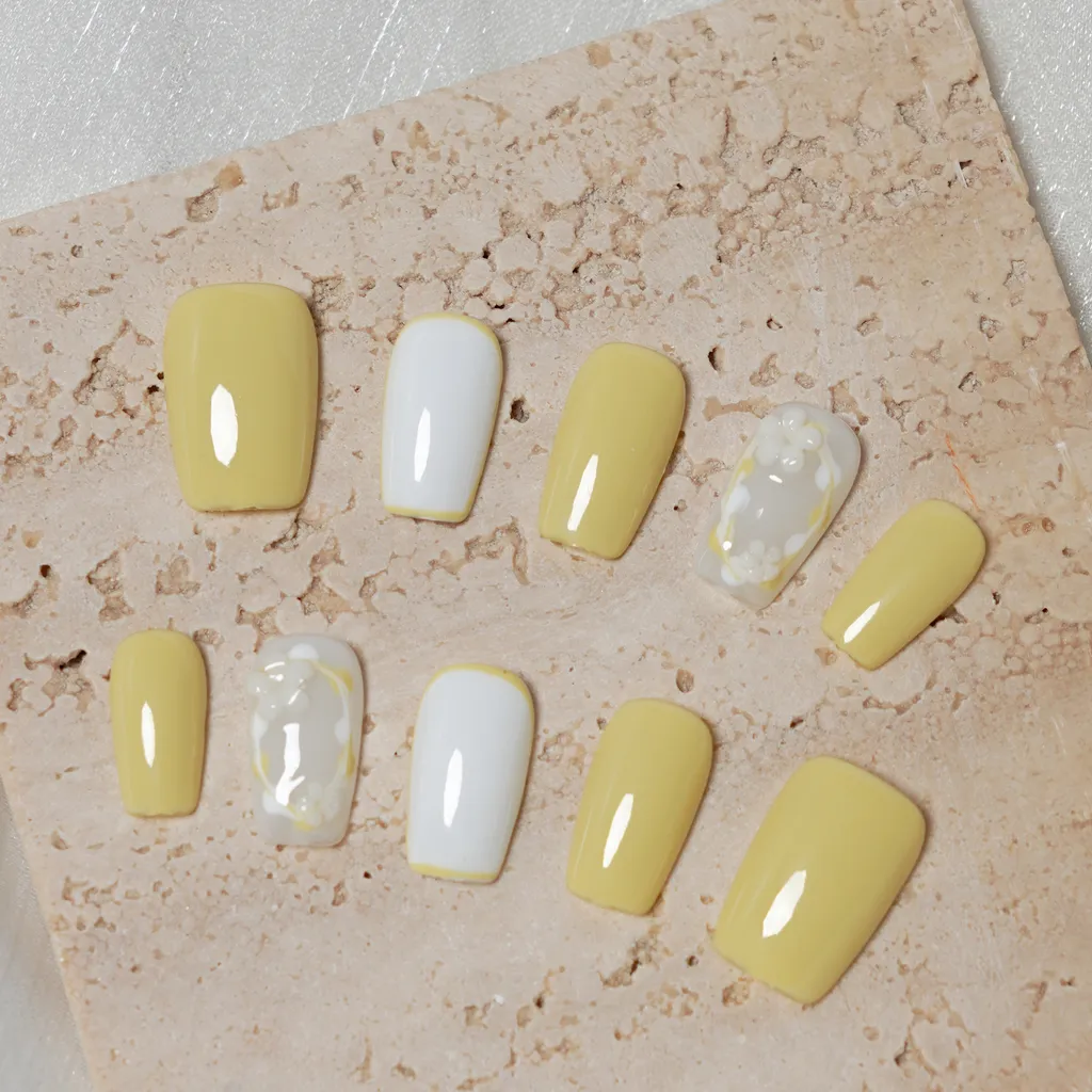 [M076] Nailbox vàng chanh hoa