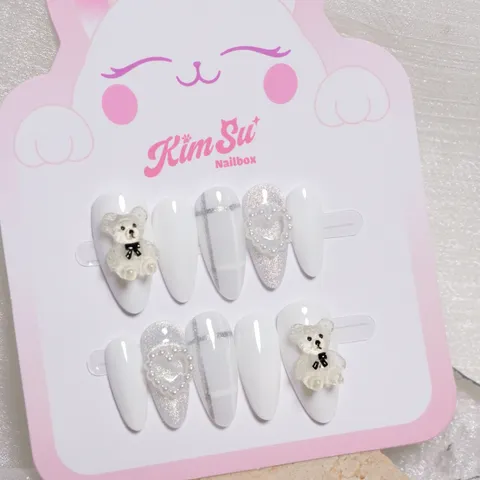 [M065] Nailbox gấu trắng thủy tinh