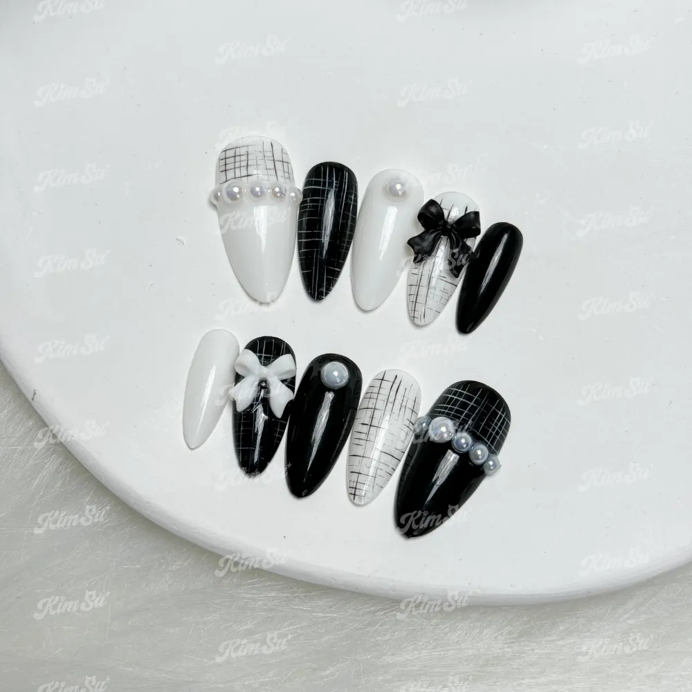 [M016] Nailbox sơn gel trắng đen đính nơ xinh xắn