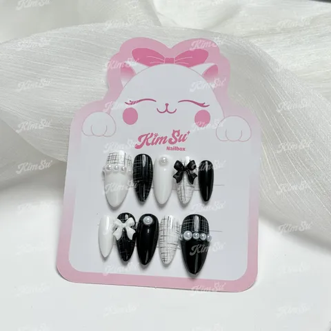 [M016] Nailbox sơn gel trắng đen đính nơ xinh xắn